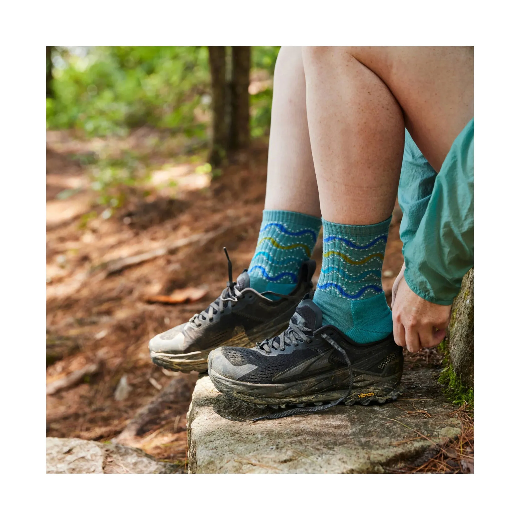 Darn Tough Vermont Women's Wandering Stripe Micro Crew Lightweight Hiking Sock - Aqua